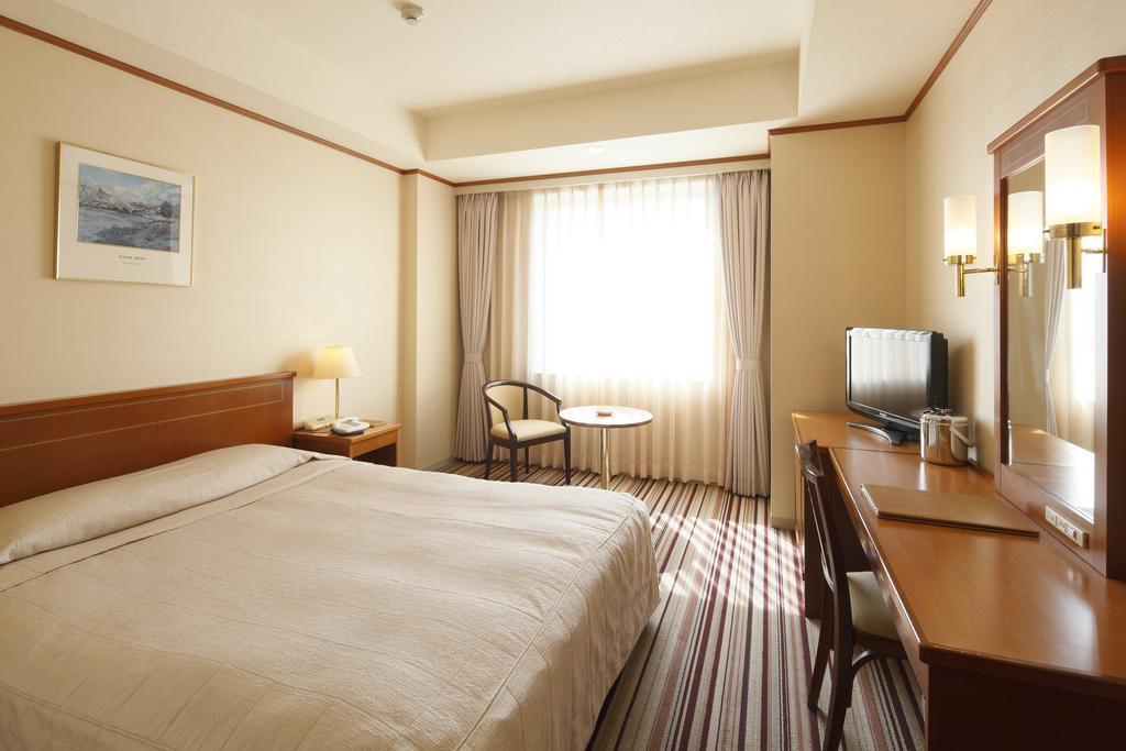 Hotel Crown Palais Kokura Kitakyūshū Exterior foto